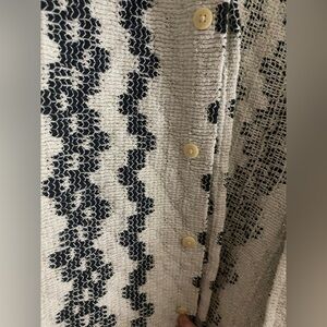 Zara Monochrome Knit Top